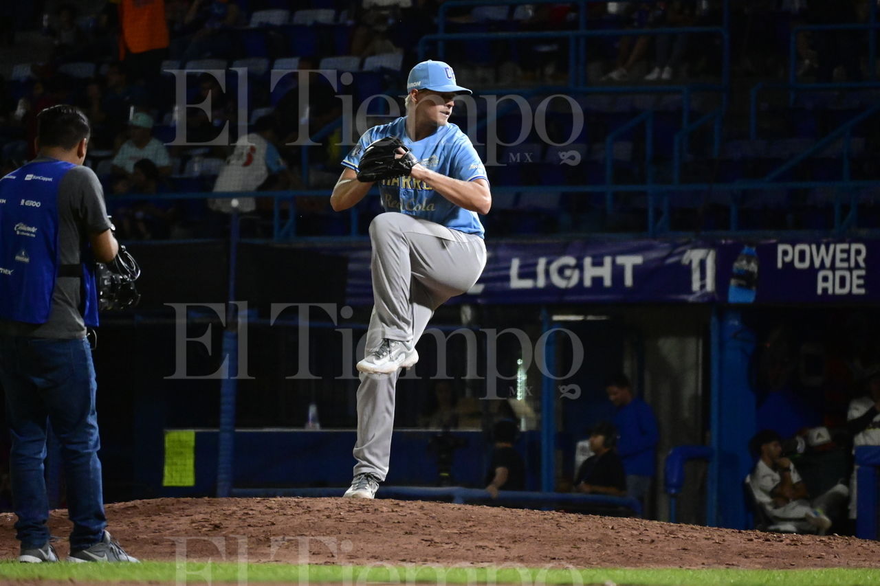 Primero de la serie contra Charros de Jalisco