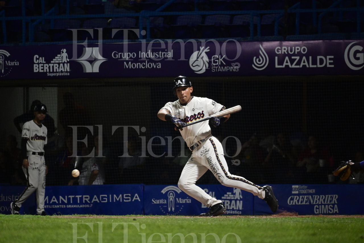 Primero de la serie contra Charros de Jalisco
