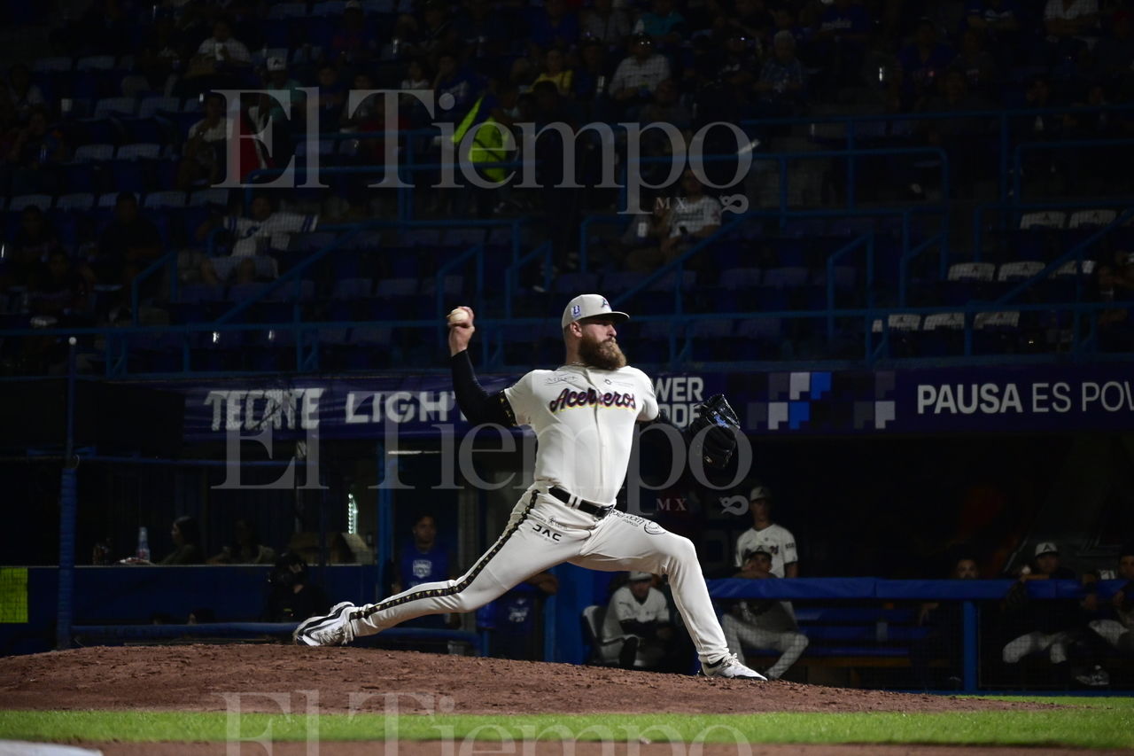 Primero de la serie contra Charros de Jalisco