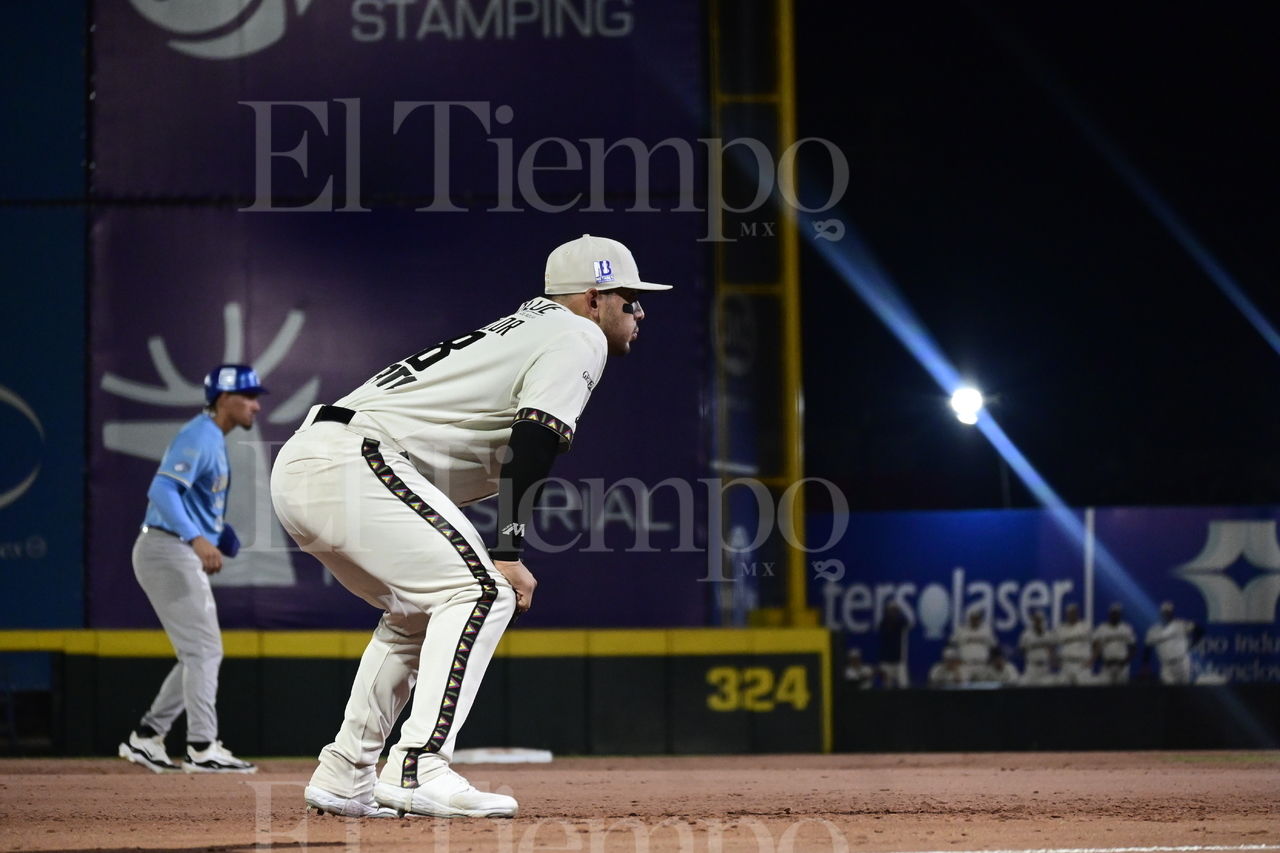 Primero de la serie contra Charros de Jalisco