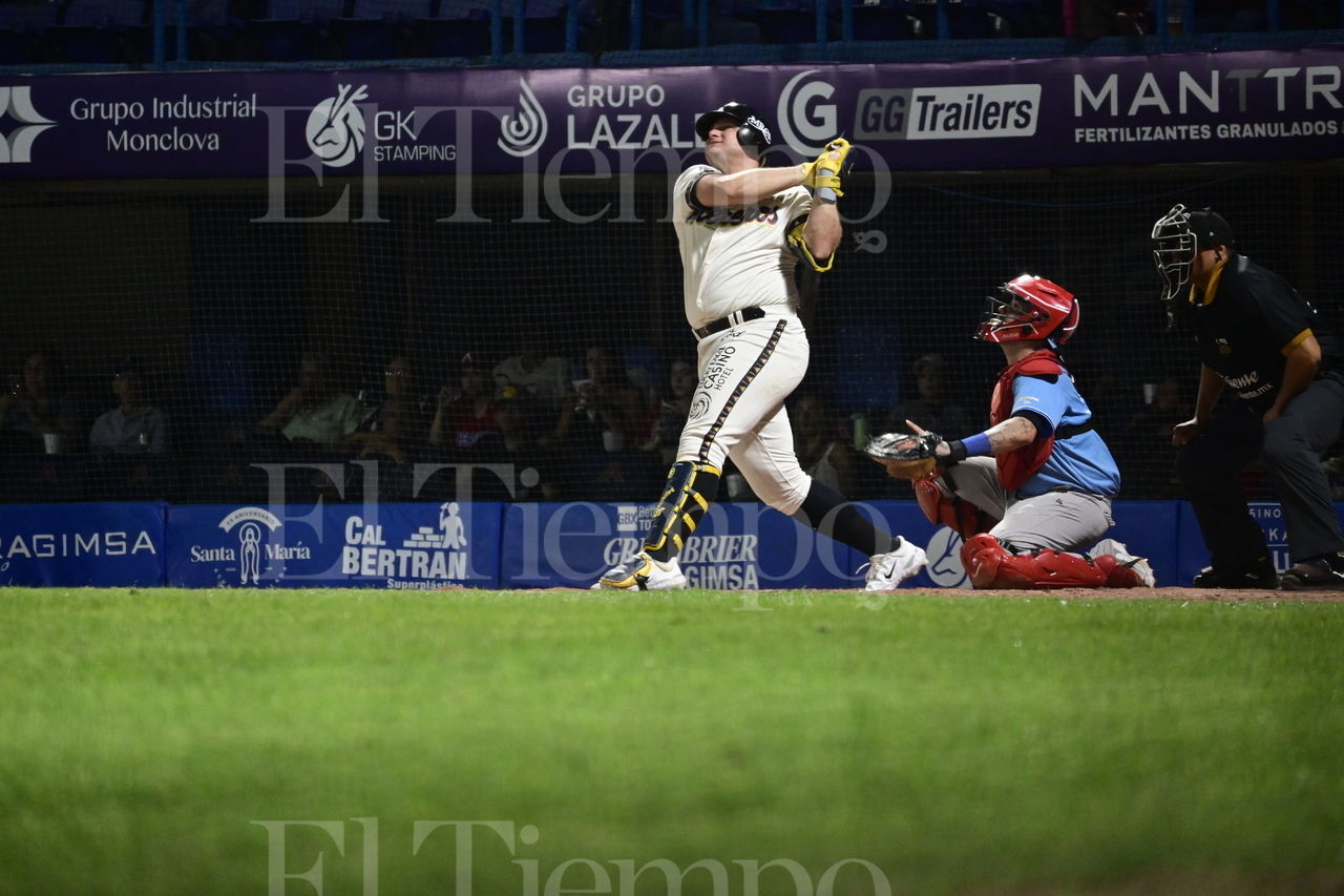 Primero de la serie contra Charros de Jalisco