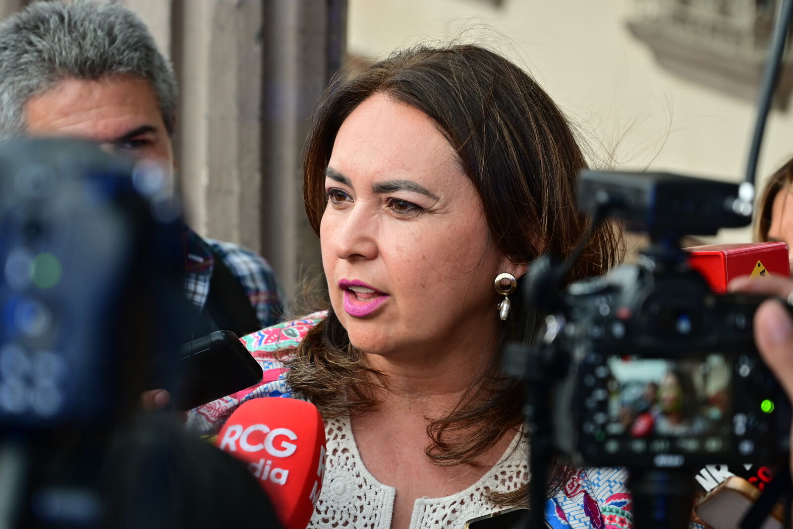 Entrega de unidades patrulla y video camaras de vigilancia 