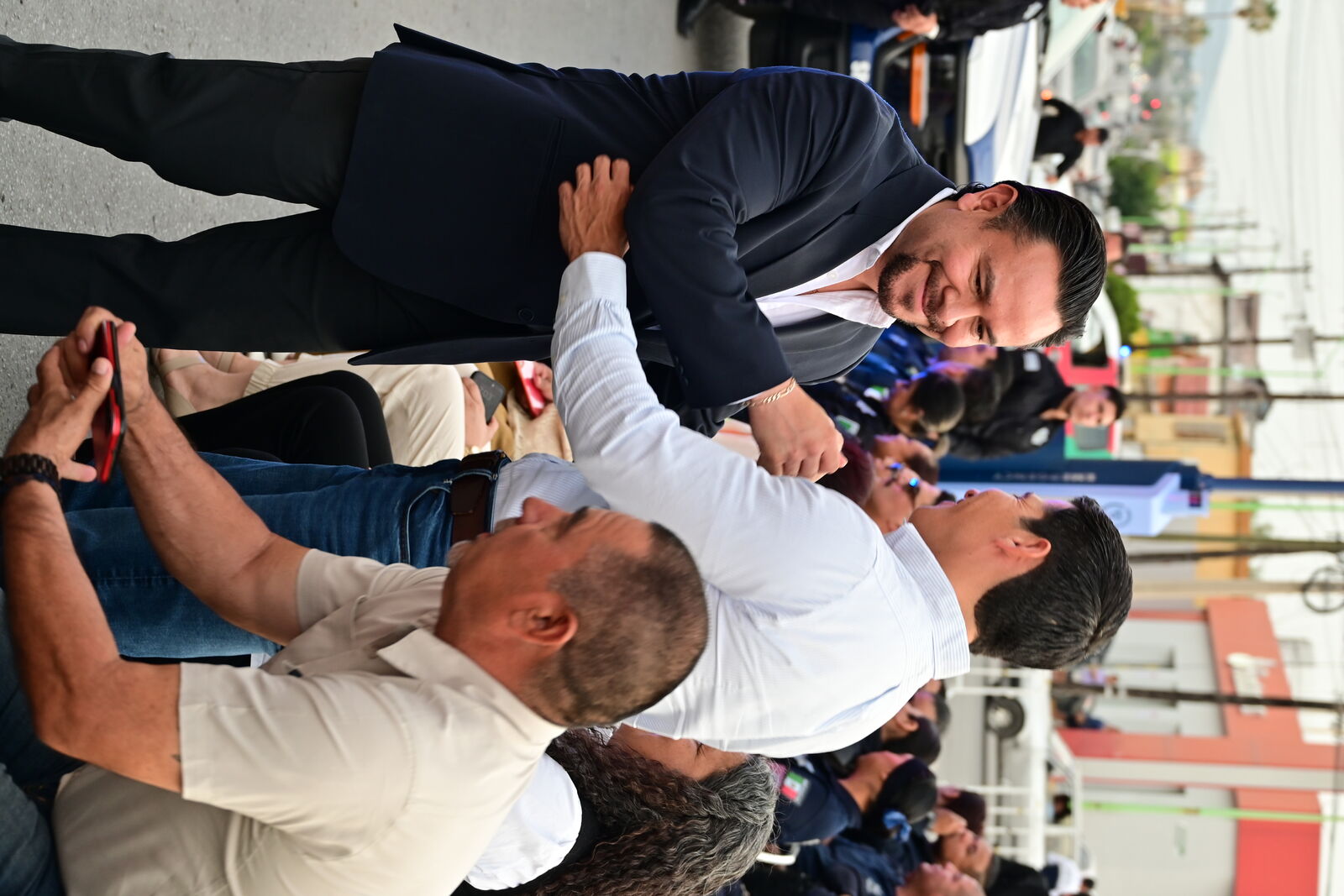 Entrega de unidades patrulla y video camaras de vigilancia 