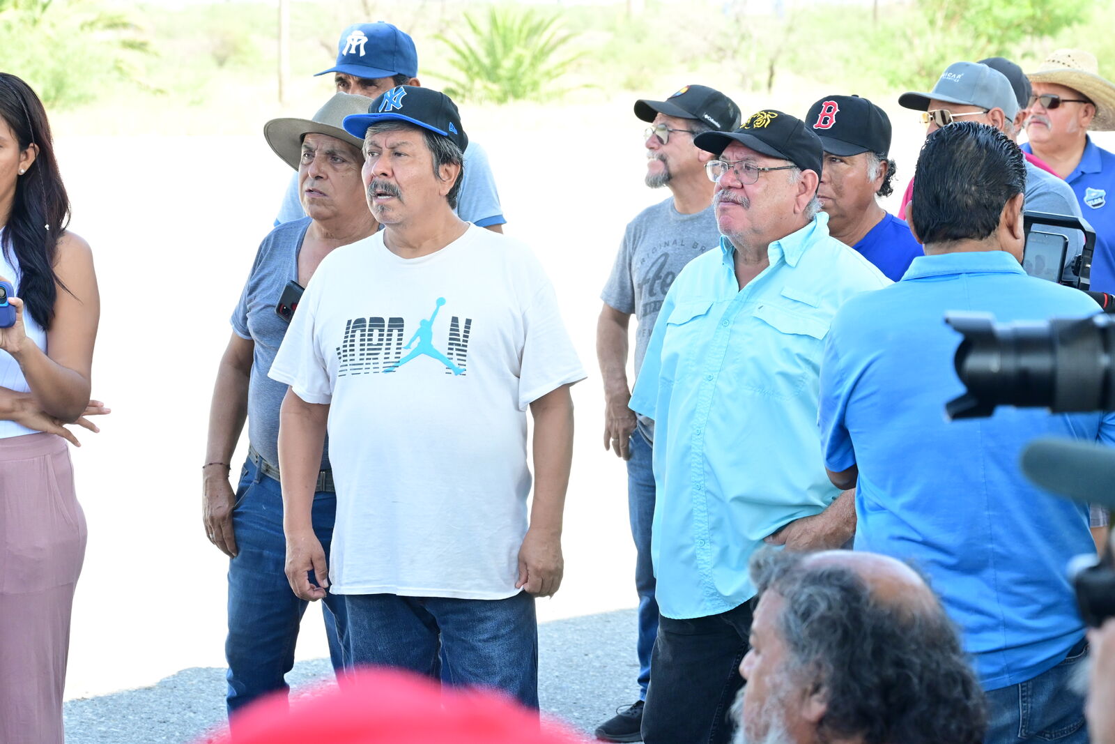 Se reúnen Obreros de  AHMSA