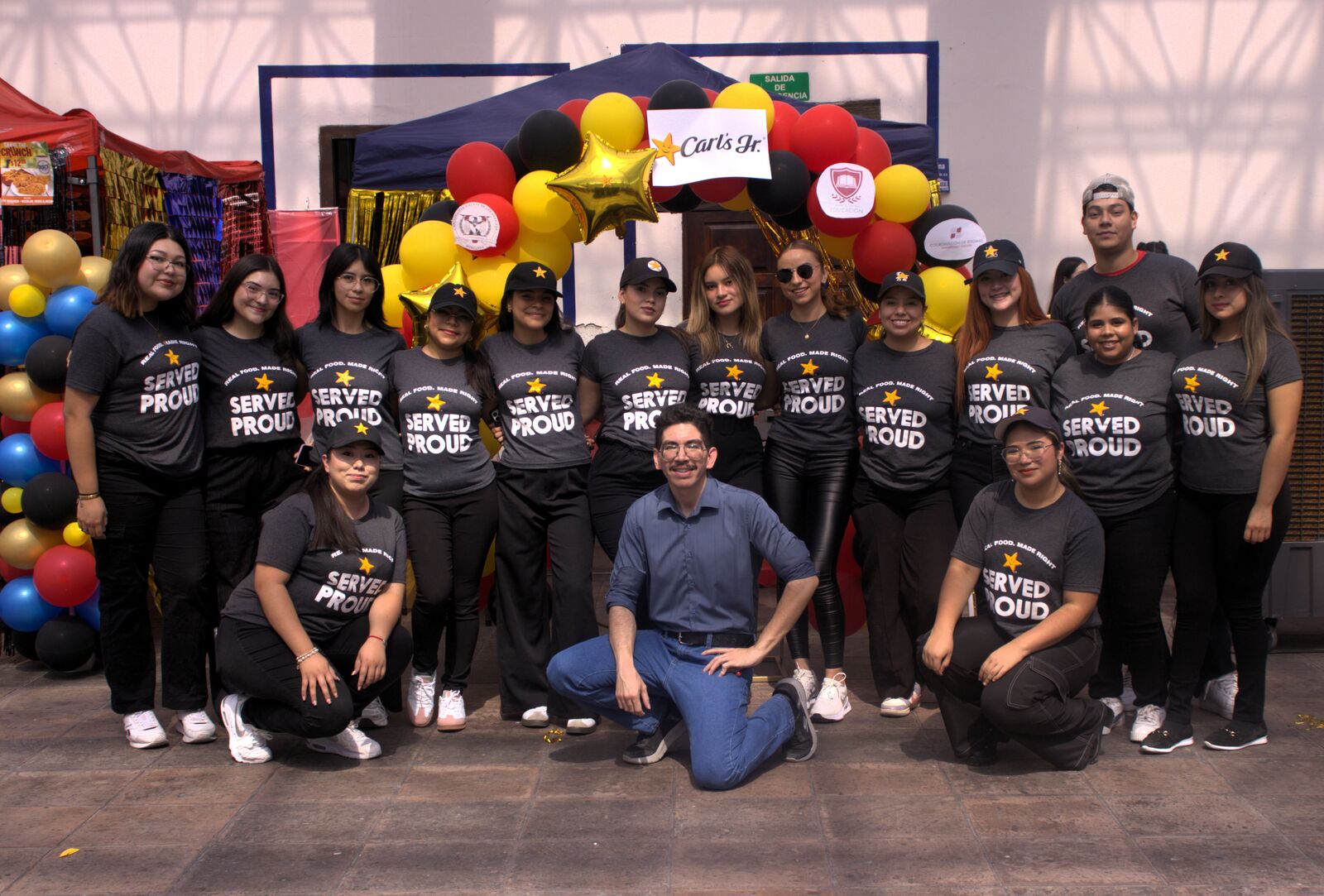 Alumnos de la Universidad Vizcaya celebran su tradicional English Day