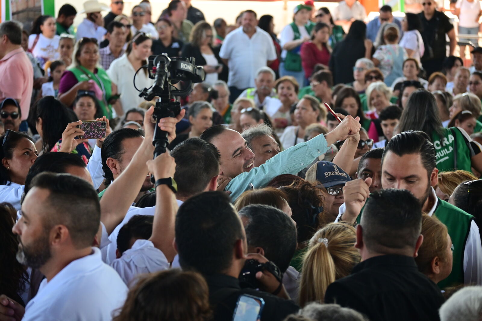 Visita el gobernador Manolo Jiménez Salinas Monclova