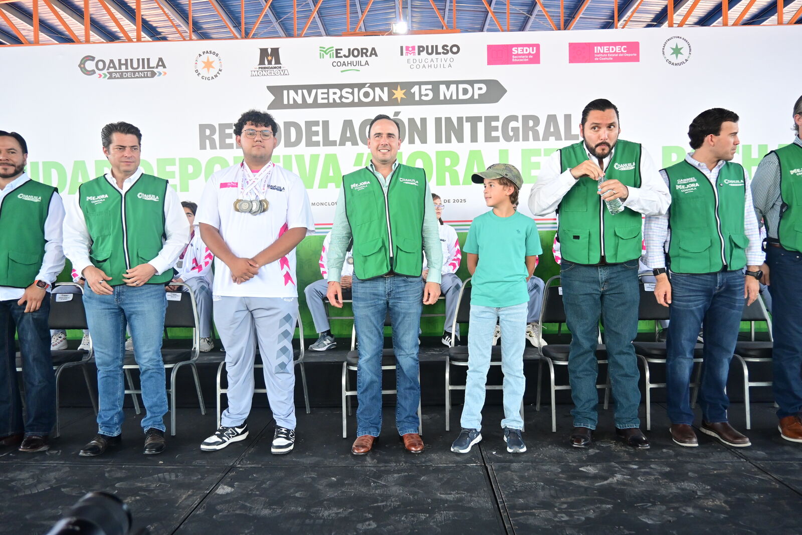 Visita el gobernador Manolo Jiménez Salinas Monclova