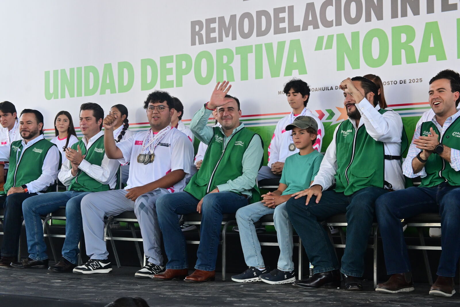Visita el gobernador Manolo Jiménez Salinas Monclova
