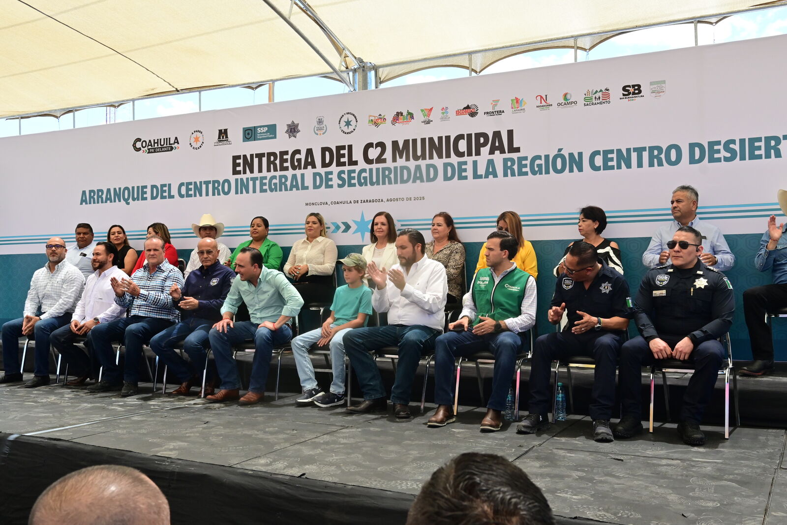 Visita el gobernador Manolo Jiménez Salinas Monclova