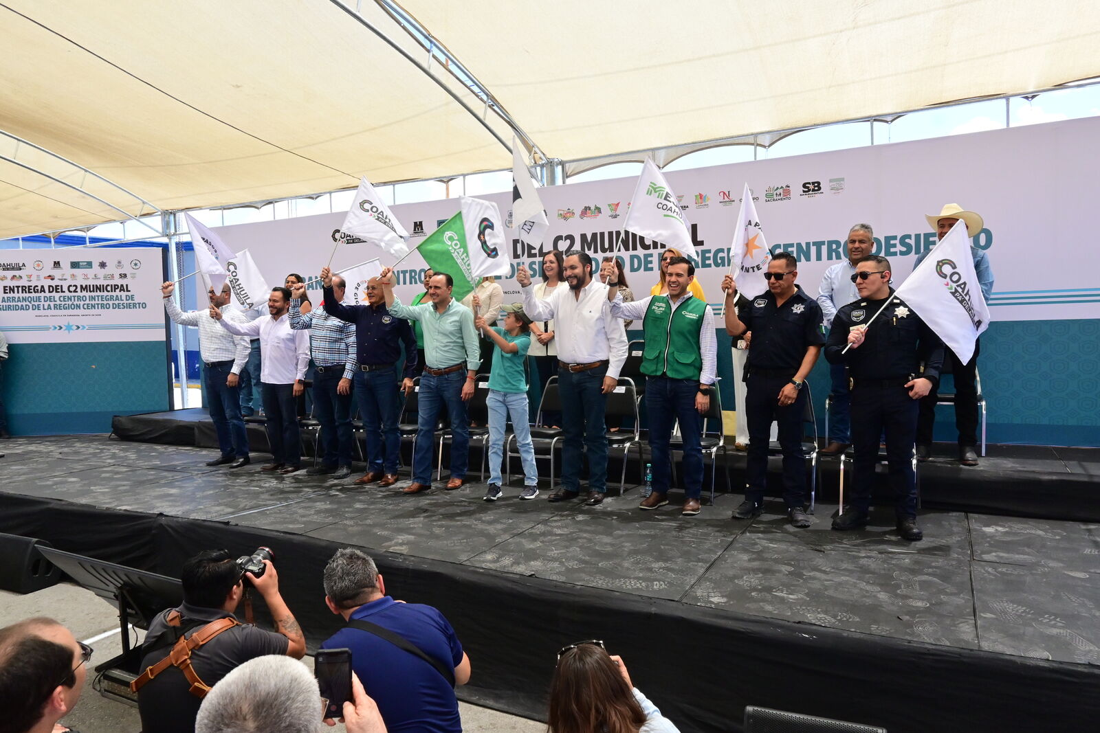 Visita el gobernador Manolo Jiménez Salinas Monclova
