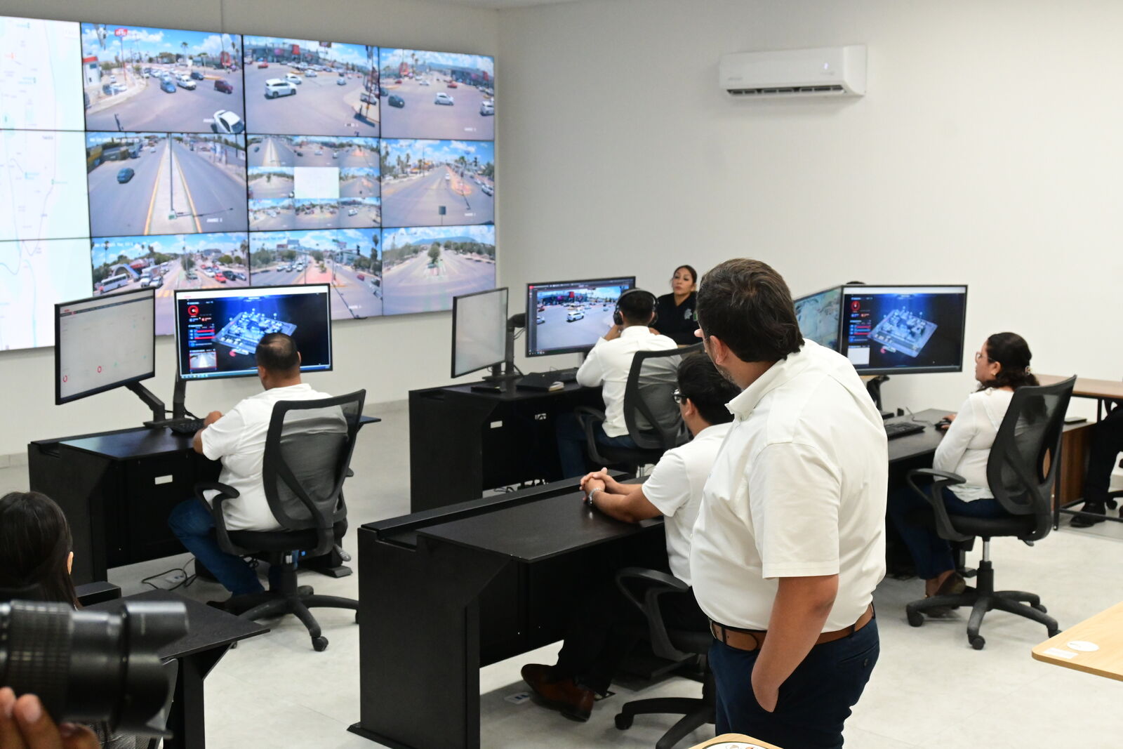 Visita el gobernador Manolo Jiménez Salinas Monclova