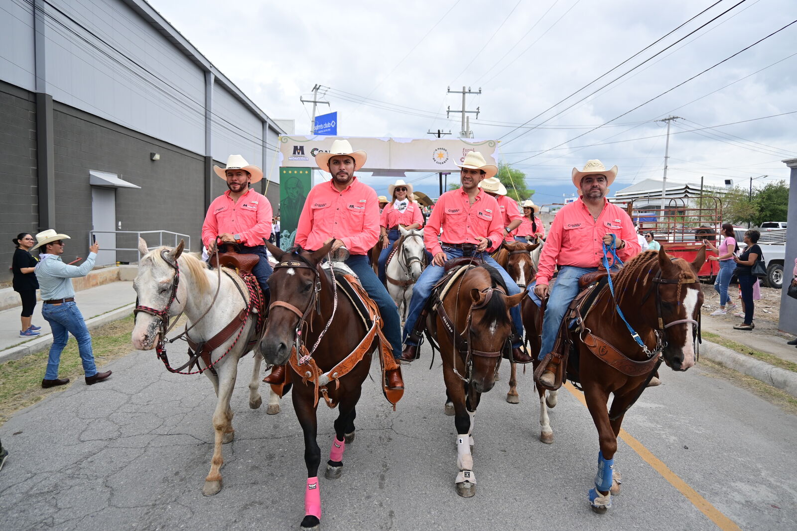 Cabalgata del aniversario  No. 336 de Monclova