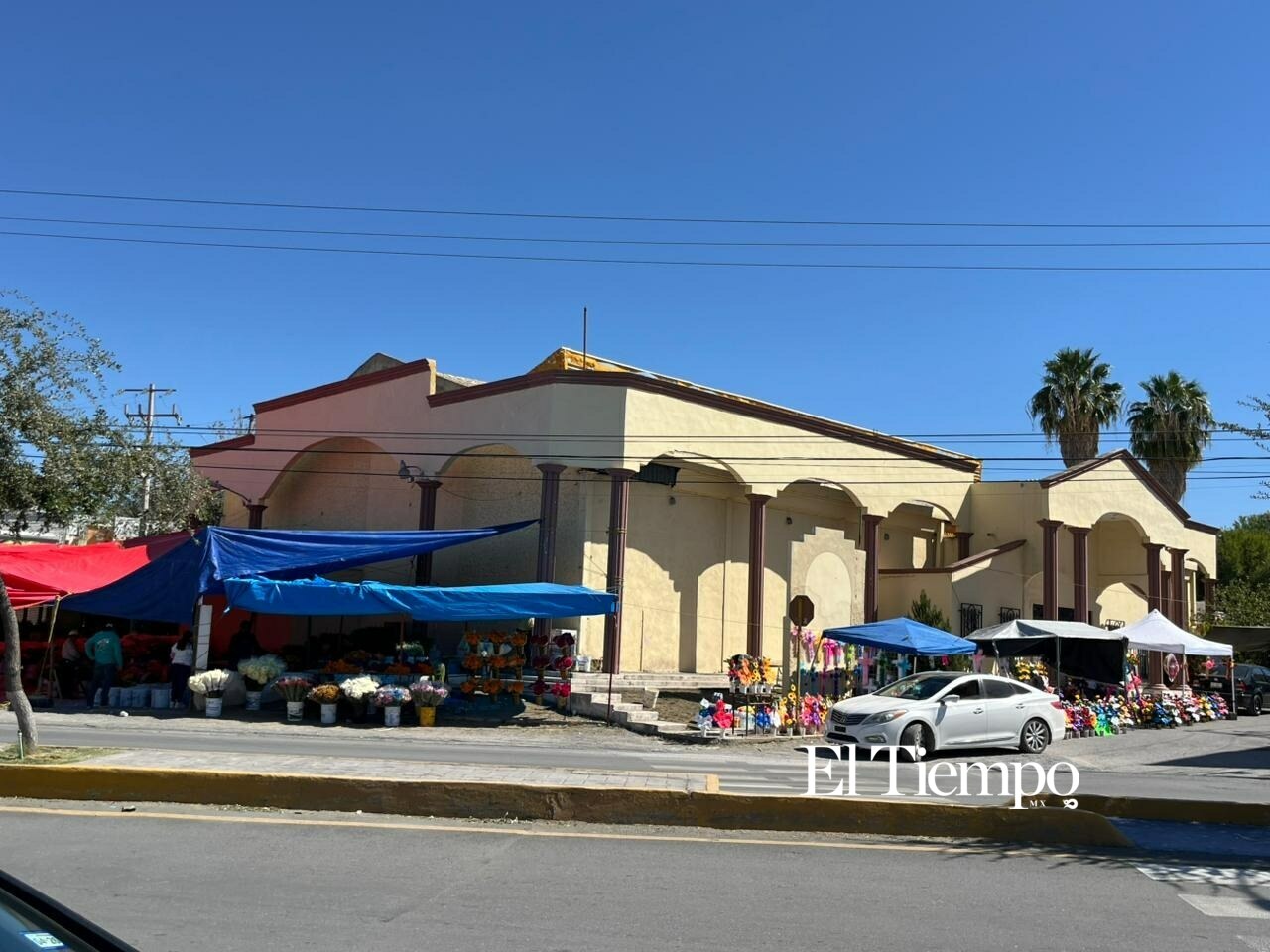 En las vísperas de Día de Muertos en Monclova, así luce el panorama en el panteón Guadalupe de Monclova