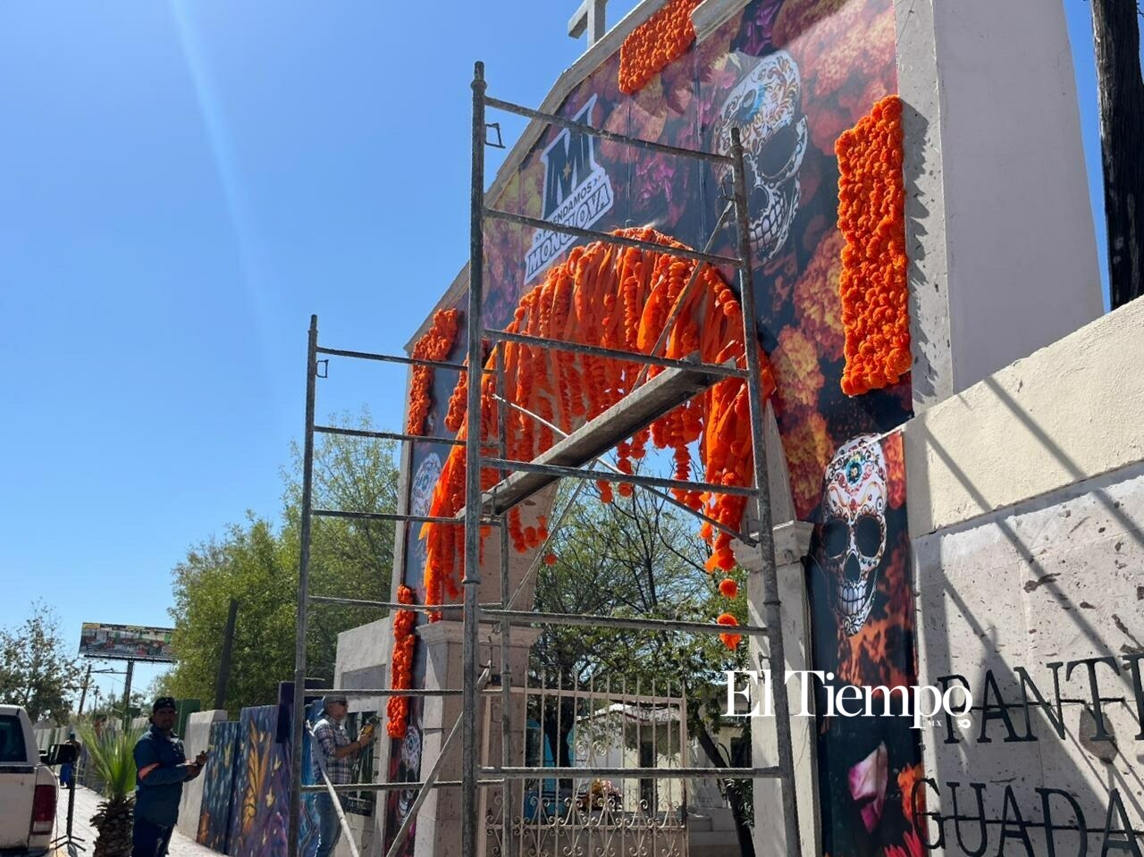En las vísperas de Día de Muertos en Monclova, así luce el panorama en el panteón Guadalupe de Monclova