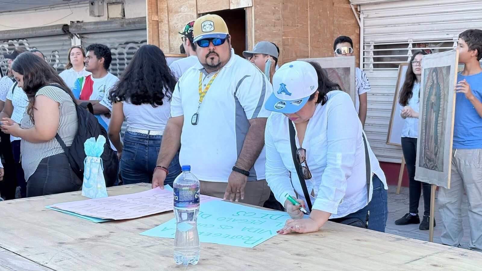 Monclova realiza caminata 'A favor de la mujer por la vida'