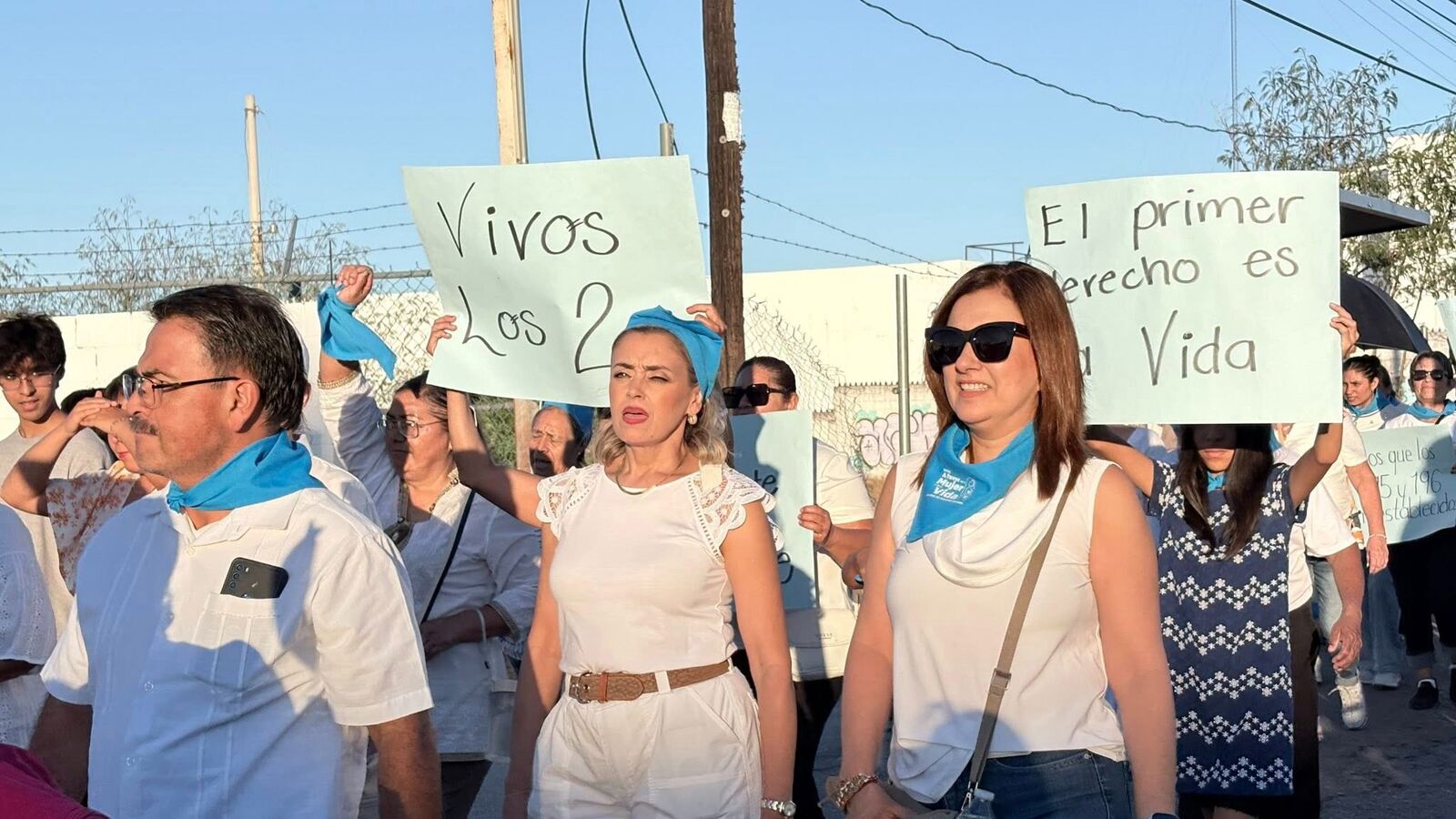 Monclova realiza caminata 'A favor de la mujer por la vida'