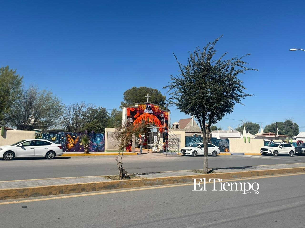 En las vísperas de Día de Muertos en Monclova, así luce el panorama en el panteón Guadalupe de Monclova