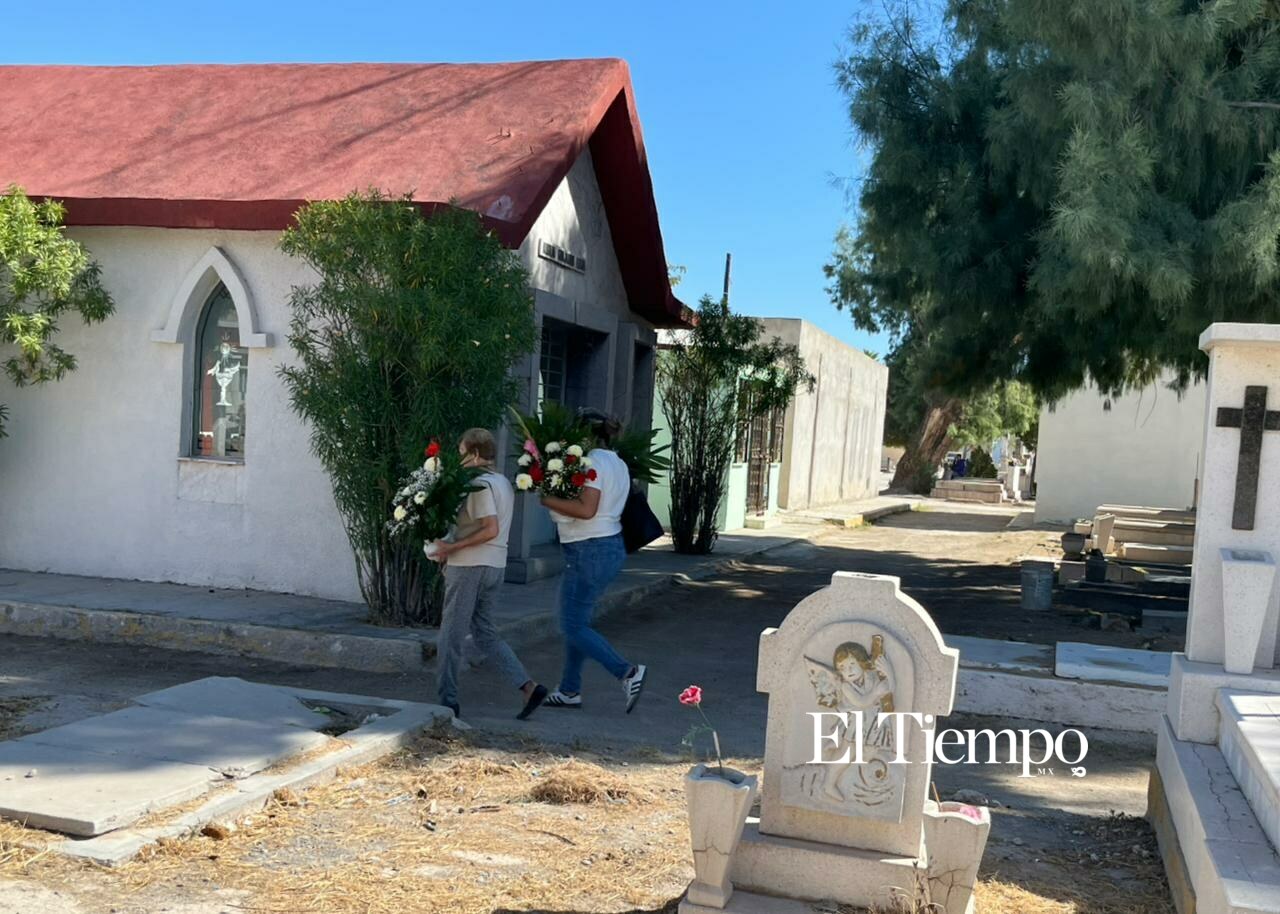 En las vísperas de Día de Muertos en Monclova, así luce el panorama en el panteón Guadalupe de Monclova