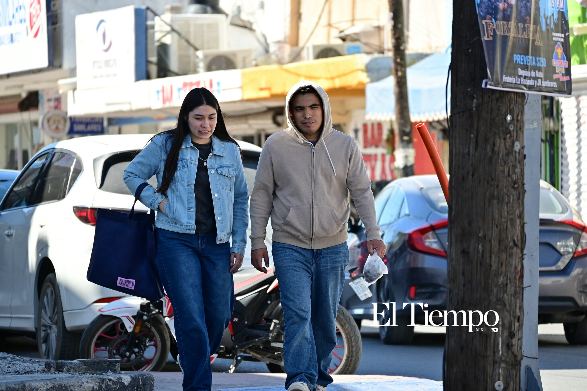 🌀 Vientos fuertes y mañanas frías: el cambio climático se siente en Monclova ❄️