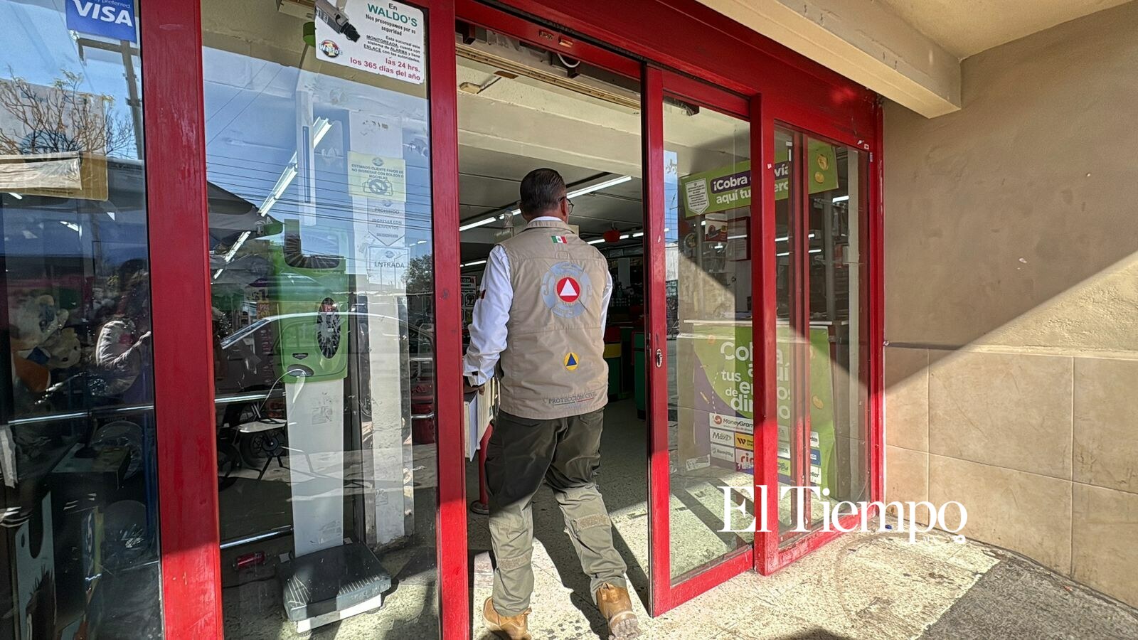 Protección Civil del Estado inspecciona tiendas Waldo’s de Monclova y la región