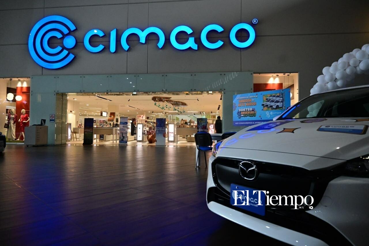 CIMACO realizó la entrega de un Mazda 2 a la ganadora del sorteo conmemorativo