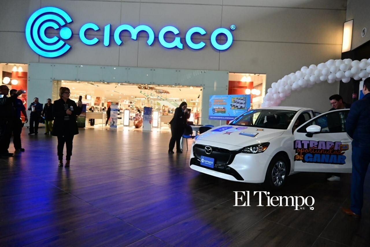 CIMACO realizó la entrega de un Mazda 2 a la ganadora del sorteo conmemorativo