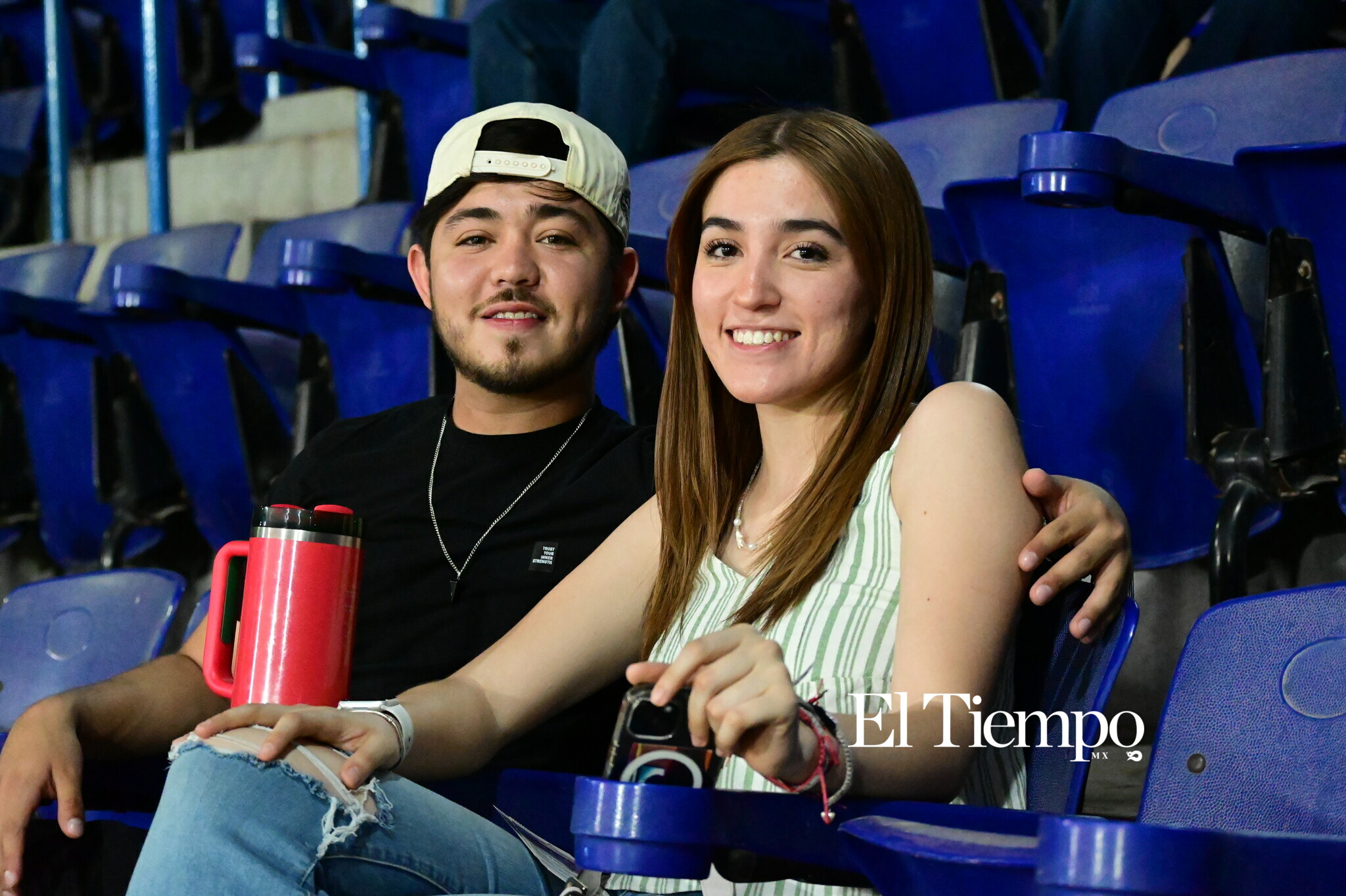 Afición se suma al Juego con Causa
