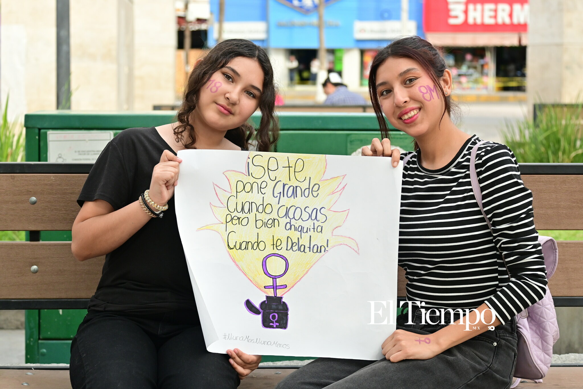 Mujeres de Monclova se concentran por igualdad y justicia