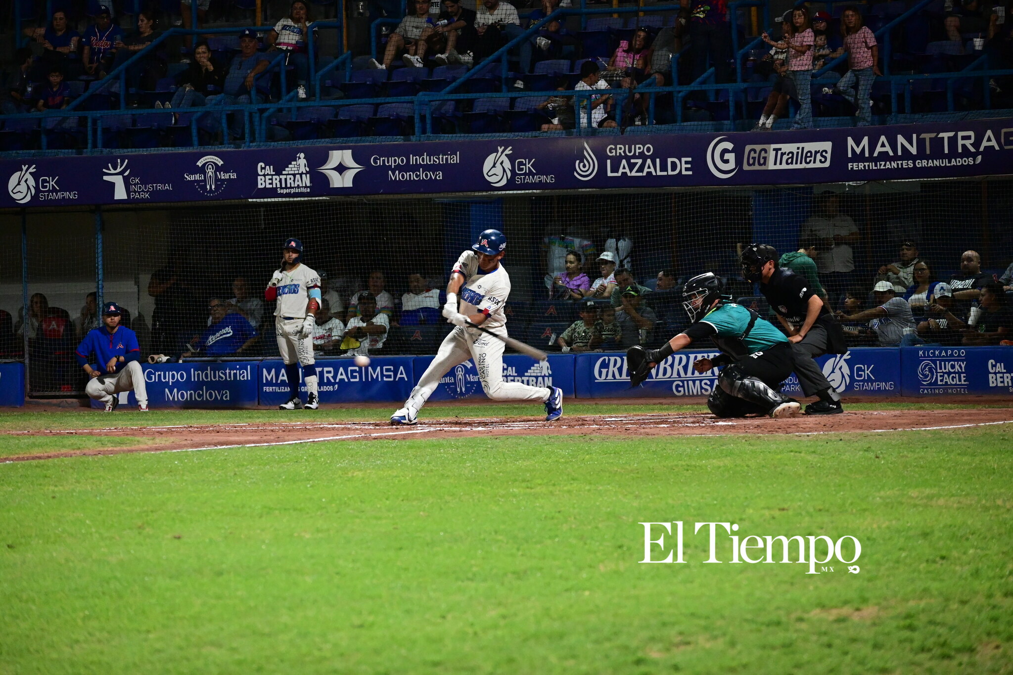 Afición se suma al Juego con Causa