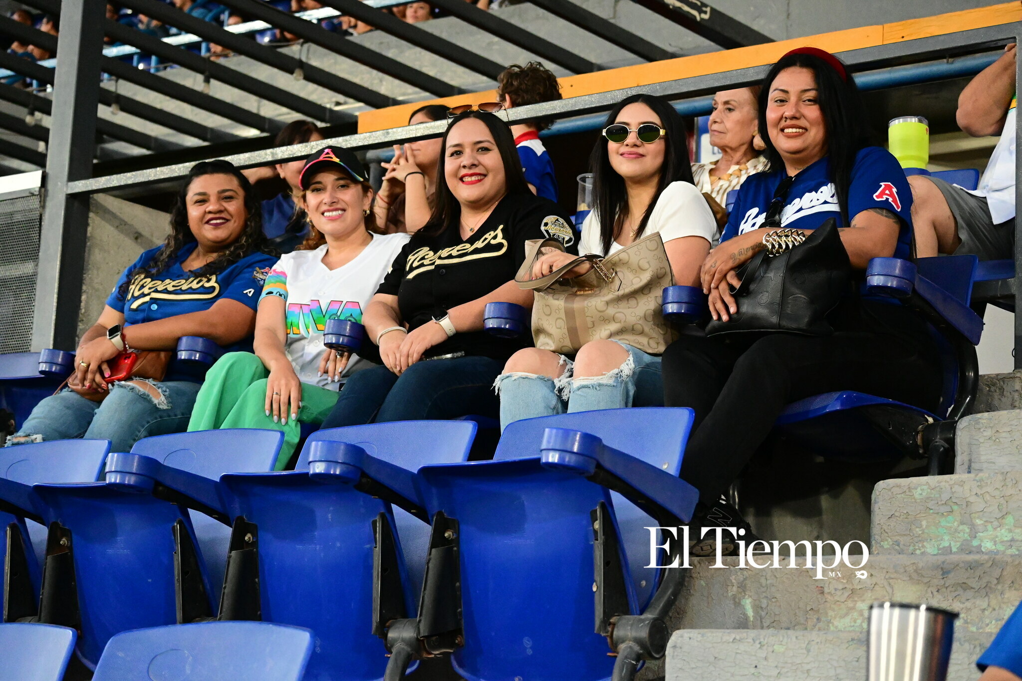 Afición se suma al Juego con Causa