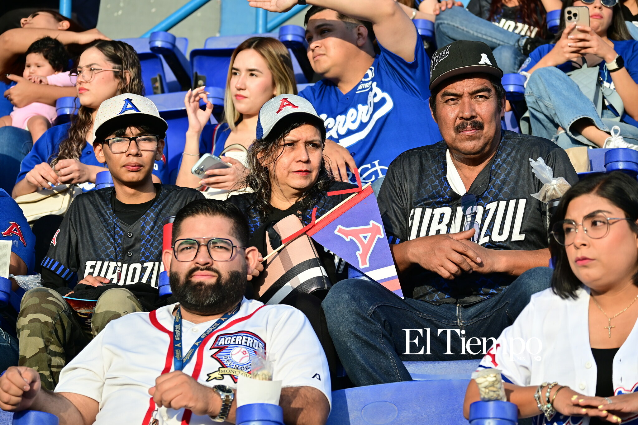 Afición protagonista en inauguración de la LMB en Monclova