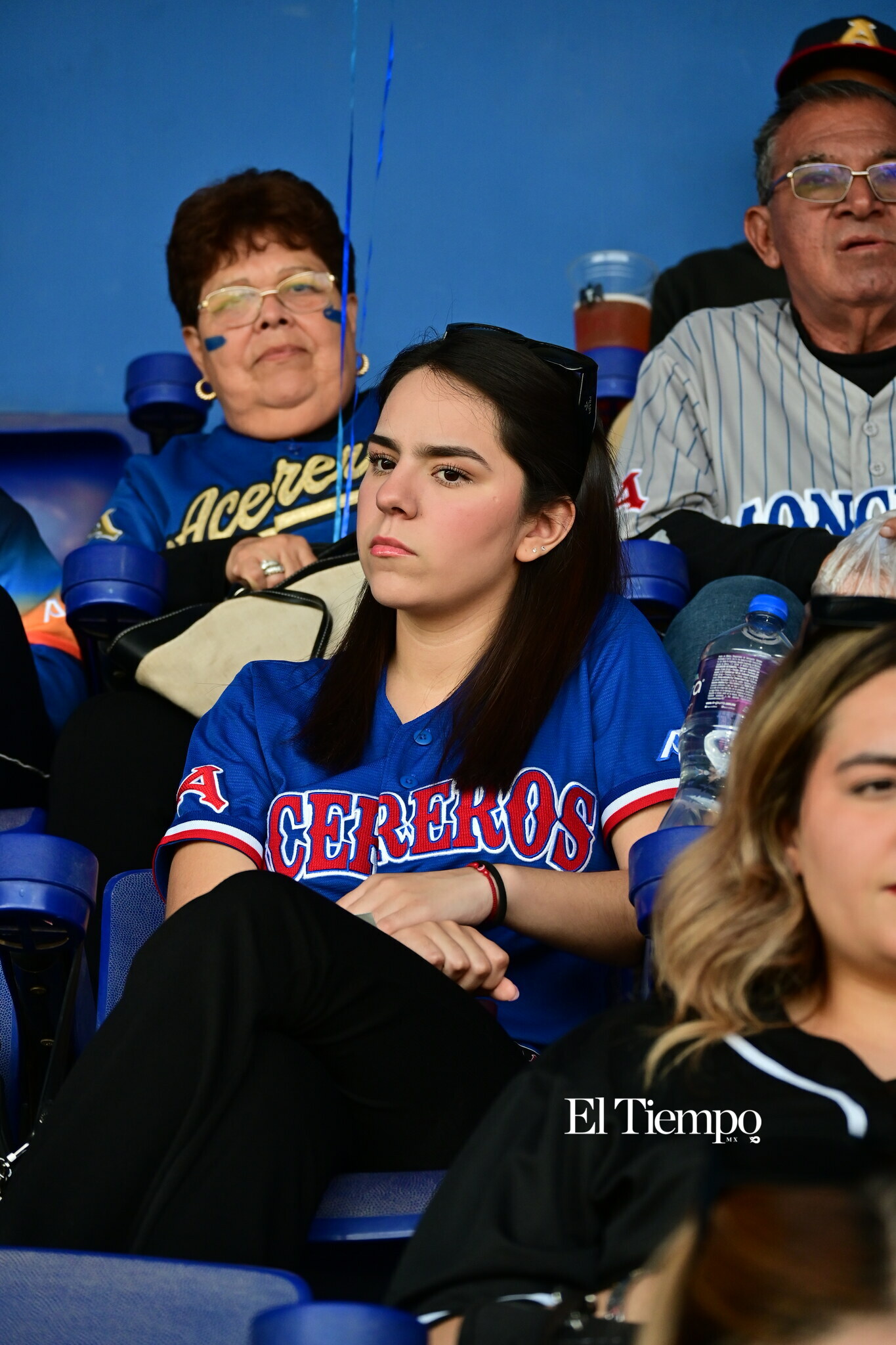 Afición protagonista en inauguración de la LMB en Monclova