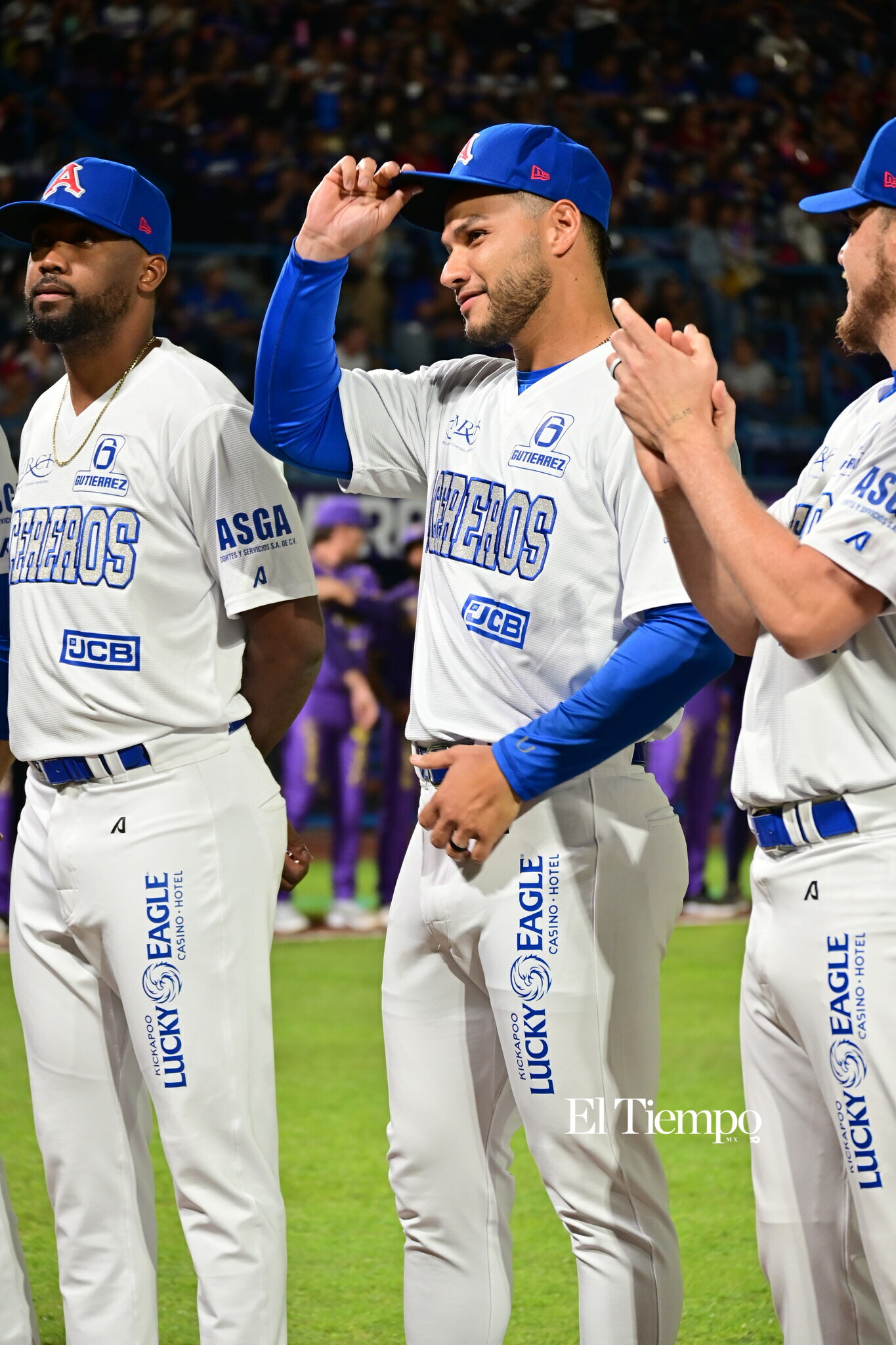 A ras de cancha: la inauguración del béisbol como nunca la viste