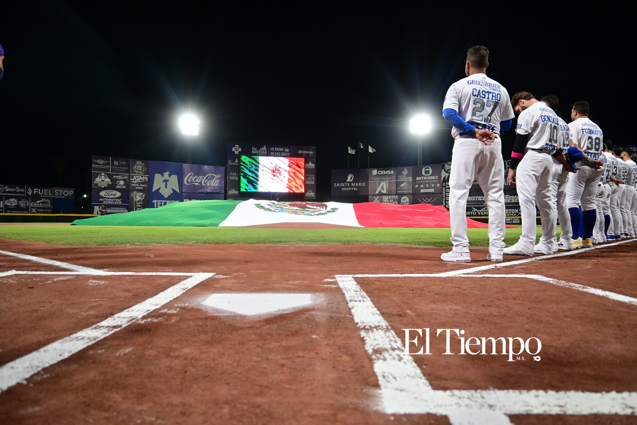A ras de cancha: la inauguración del béisbol como nunca la viste