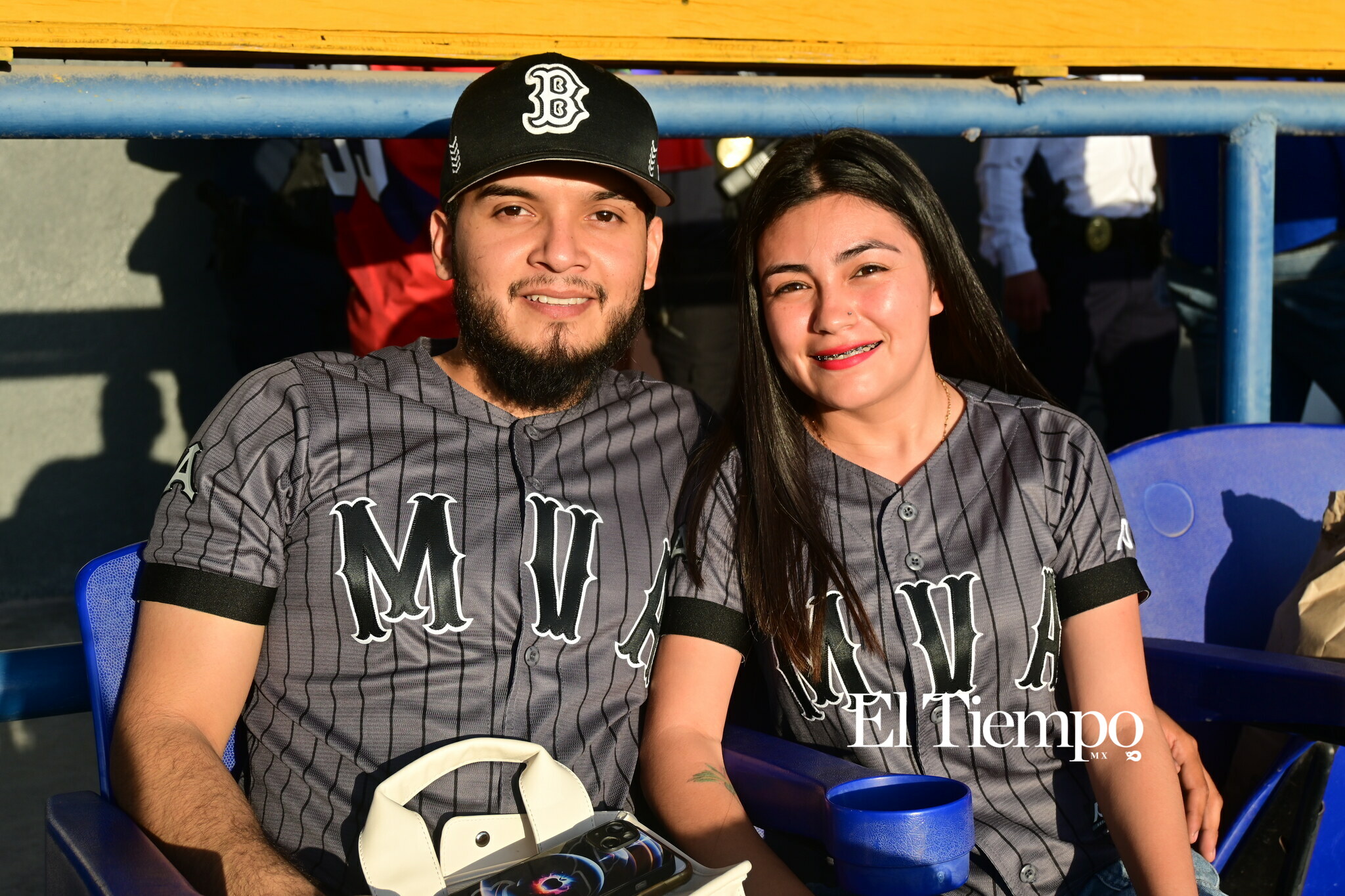 Afición protagonista en inauguración de la LMB en Monclova