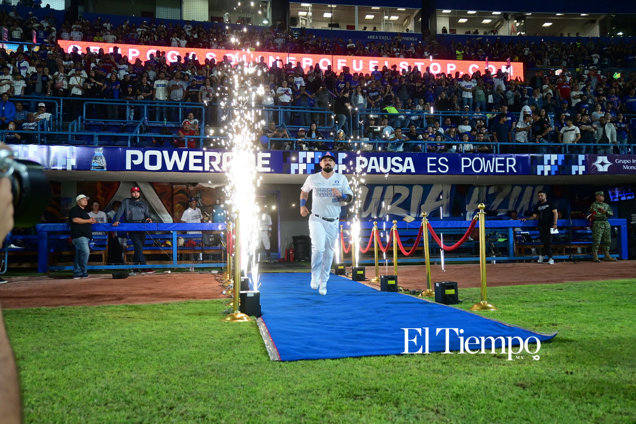 A ras de cancha: la inauguración del béisbol como nunca la viste