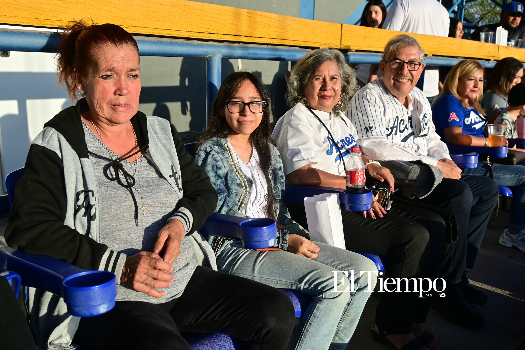 Afición protagonista en inauguración de la LMB en Monclova