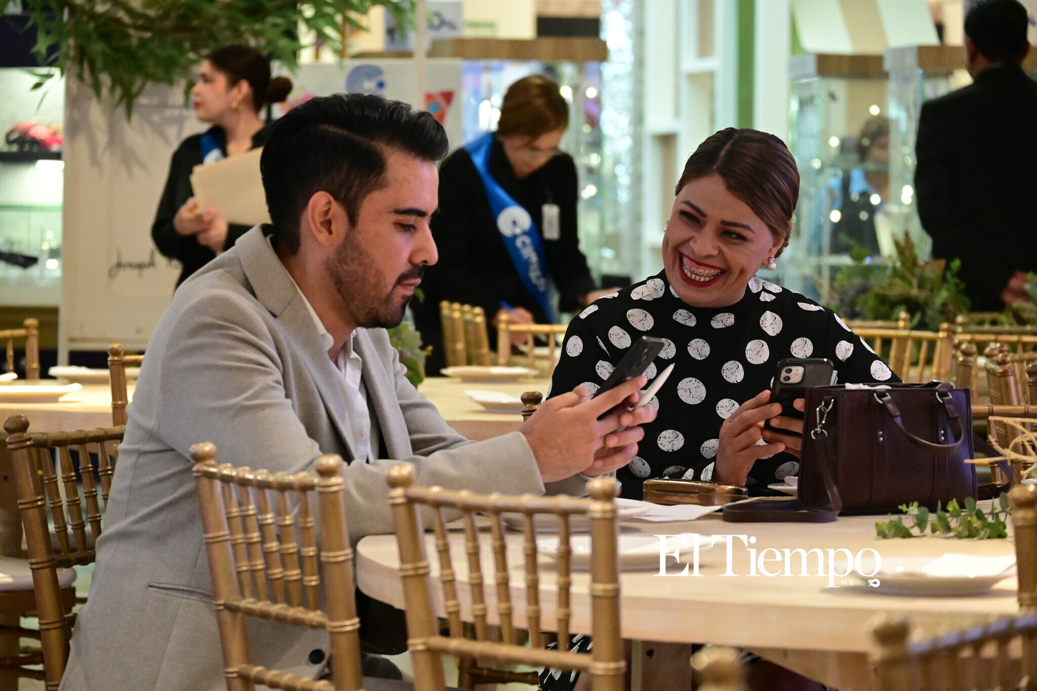 CIMACO celebra tarde de bingo y pasarela de Joseph Ribkoff con experiencia de estilo y convivencia