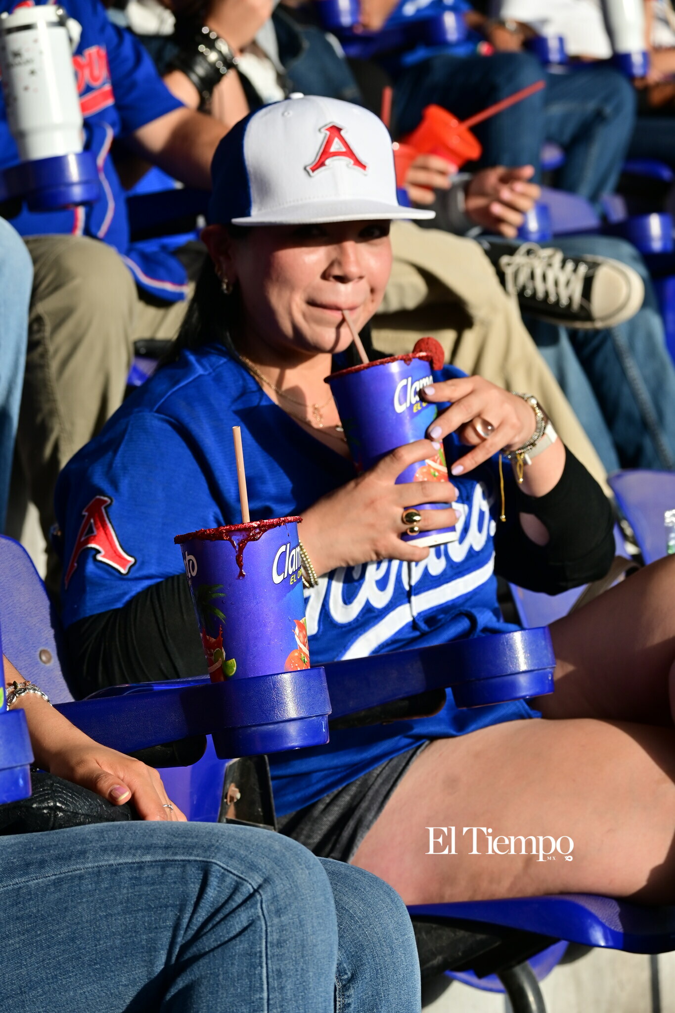 Afición protagonista en inauguración de la LMB en Monclova
