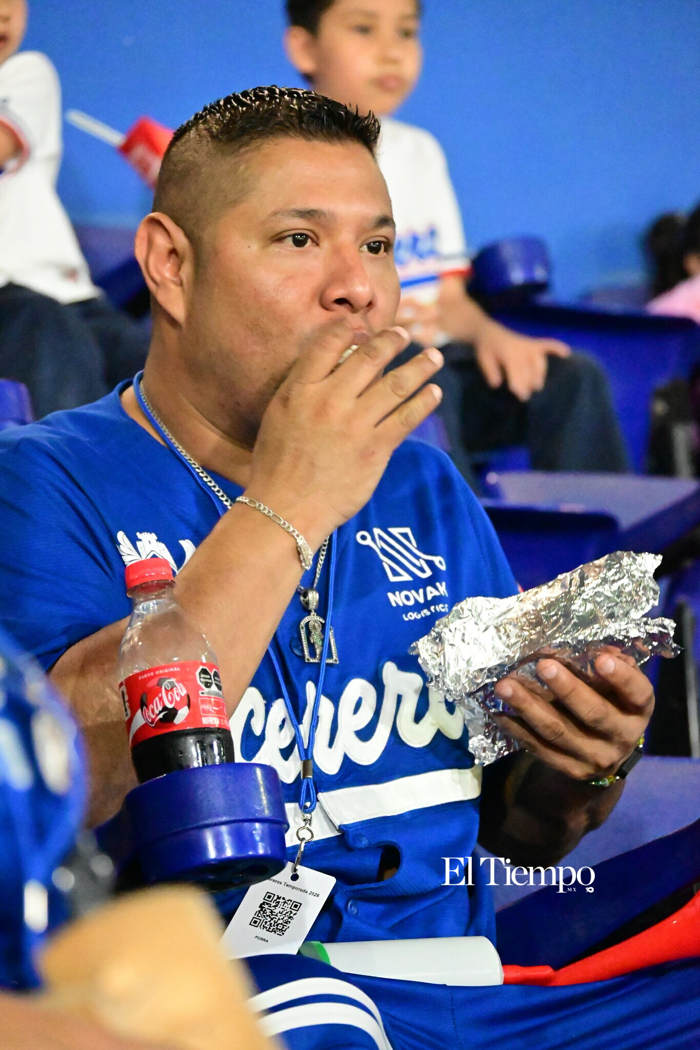 Comida en el estadio, parte esencial de la experiencia deportiva