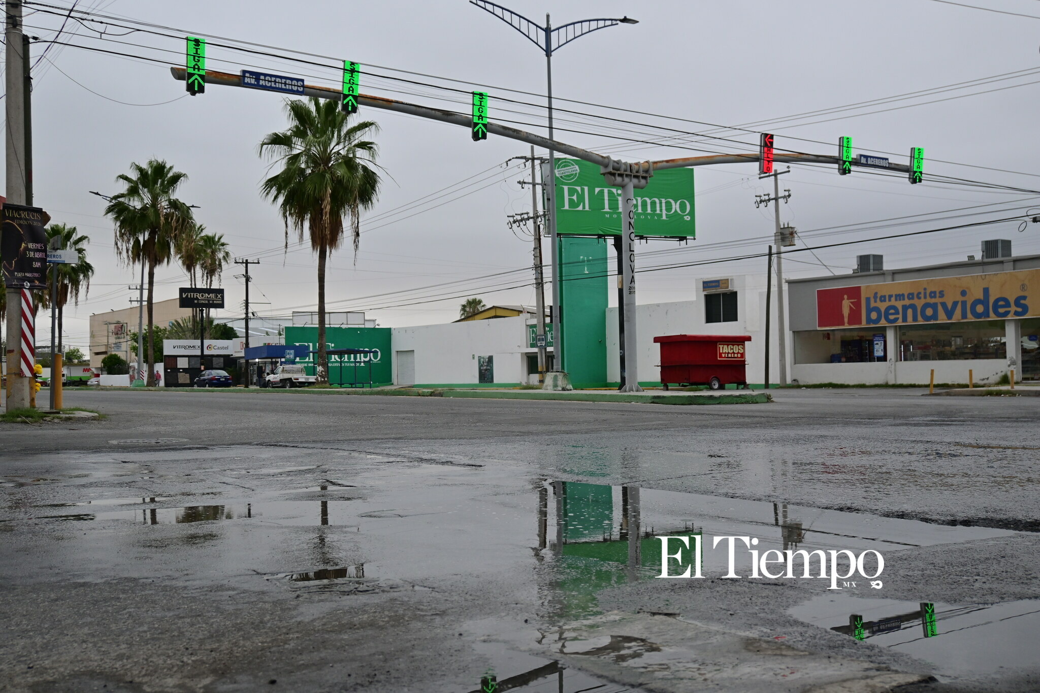 Bajo el cielo gris, Monclova no se detiene