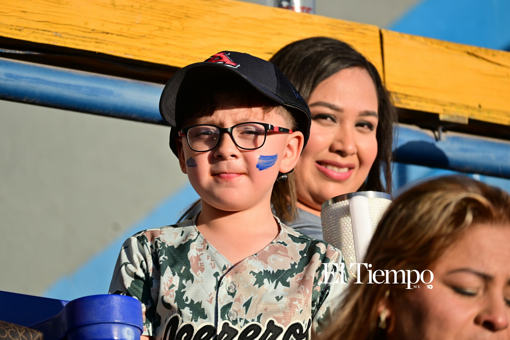 Afición protagonista en inauguración de la LMB en Monclova