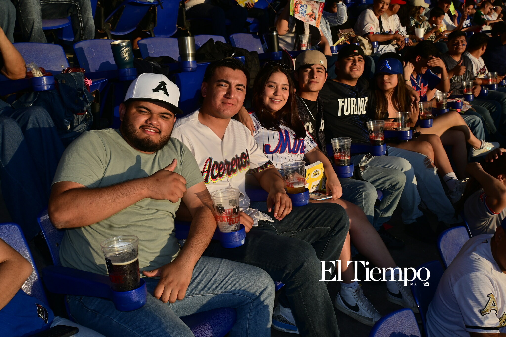 Afición protagonista en inauguración de la LMB en Monclova