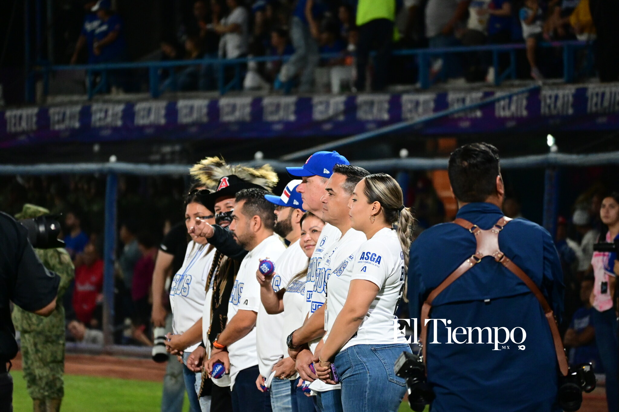 A ras de cancha: la inauguración del béisbol como nunca la viste