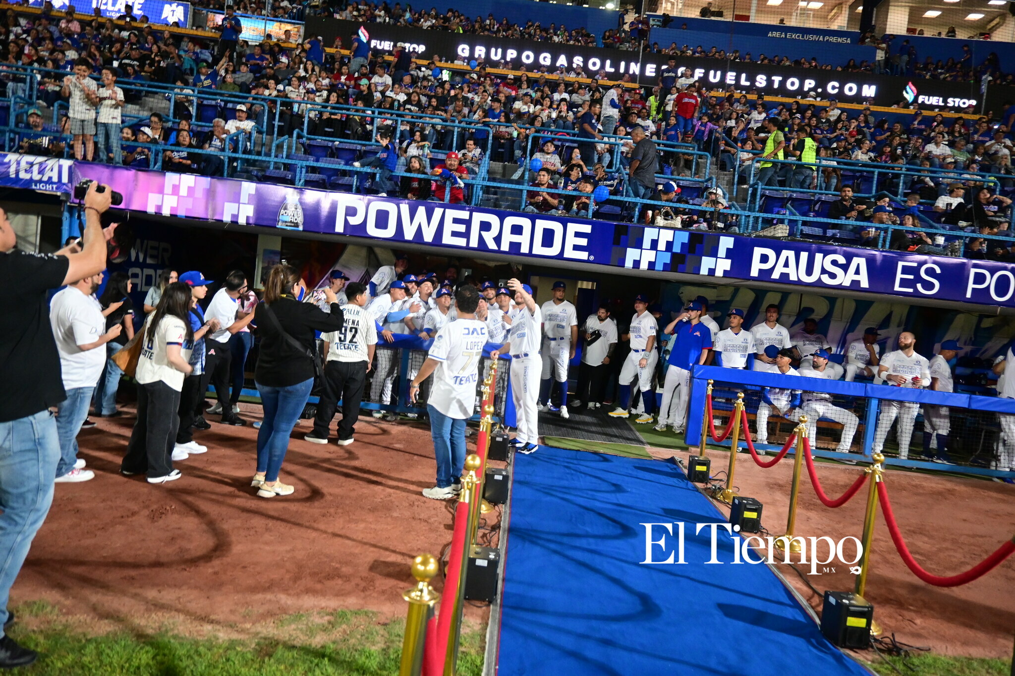 A ras de cancha: la inauguración del béisbol como nunca la viste
