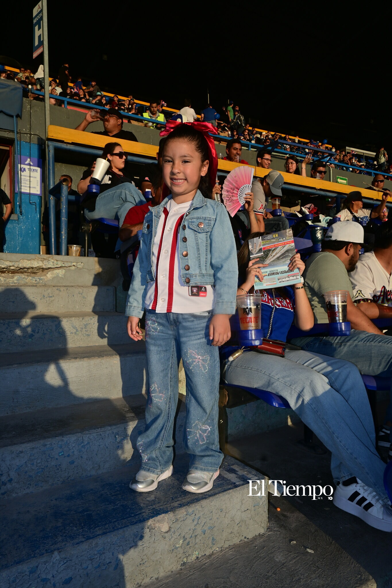 Afición protagonista en inauguración de la LMB en Monclova