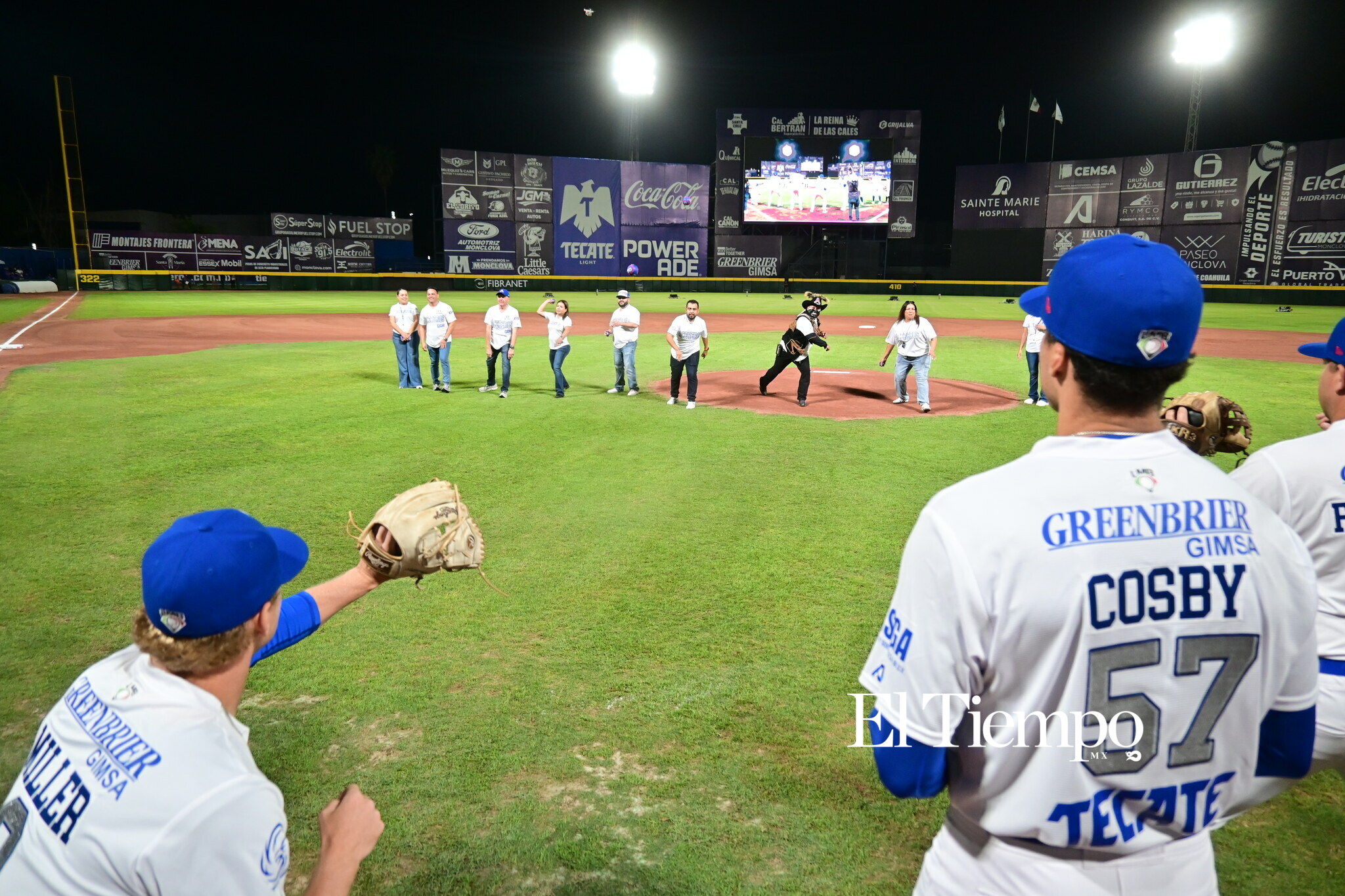 A ras de cancha: la inauguración del béisbol como nunca la viste