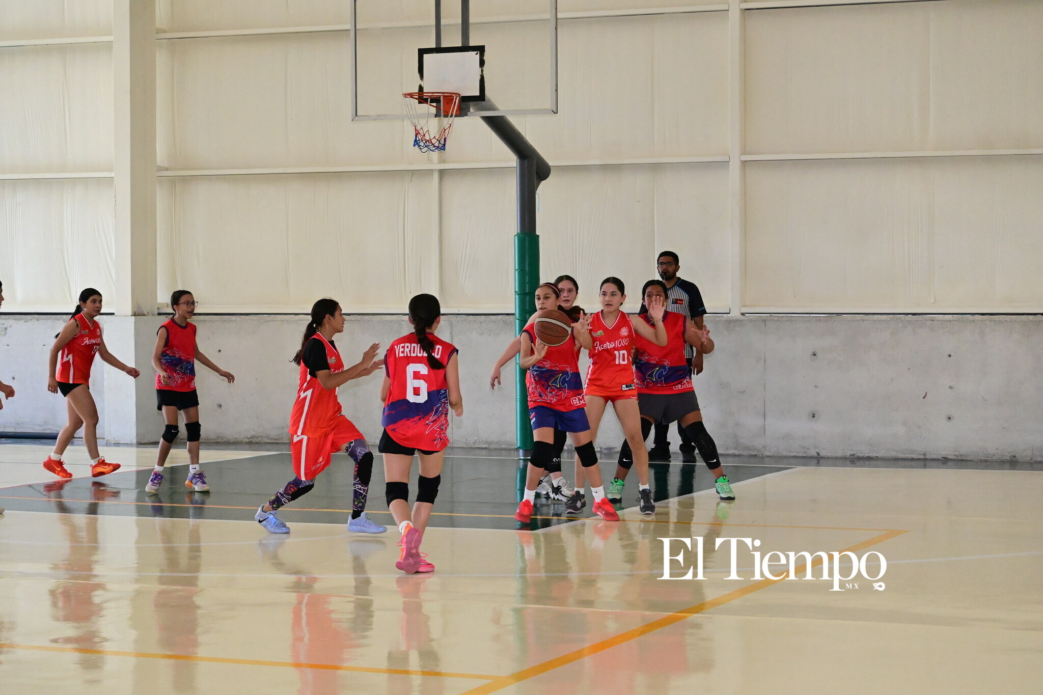 Emociones desde el salto inicial del torneo de El Tiempo