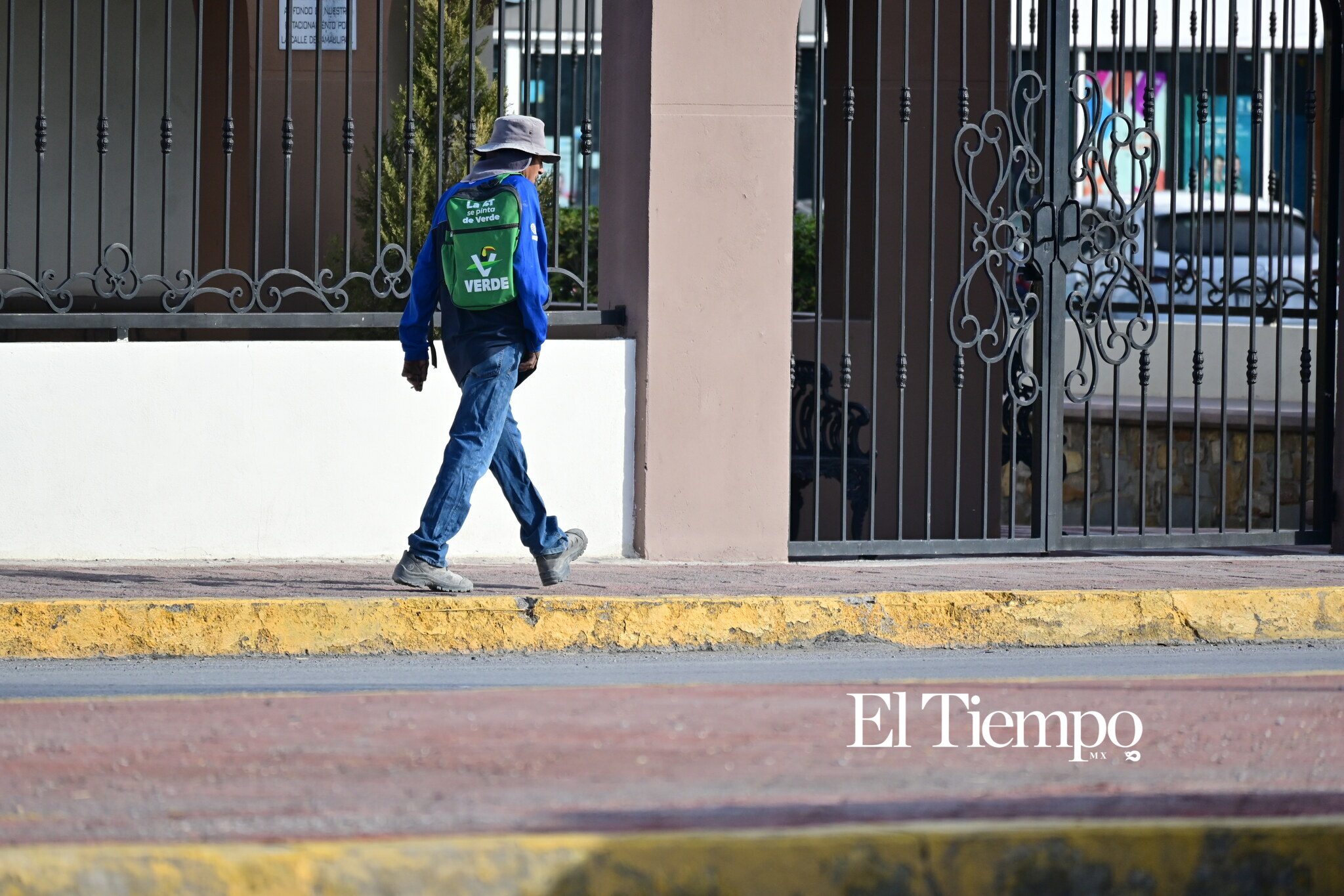 El calor en la calle: escenas de la vida diaria