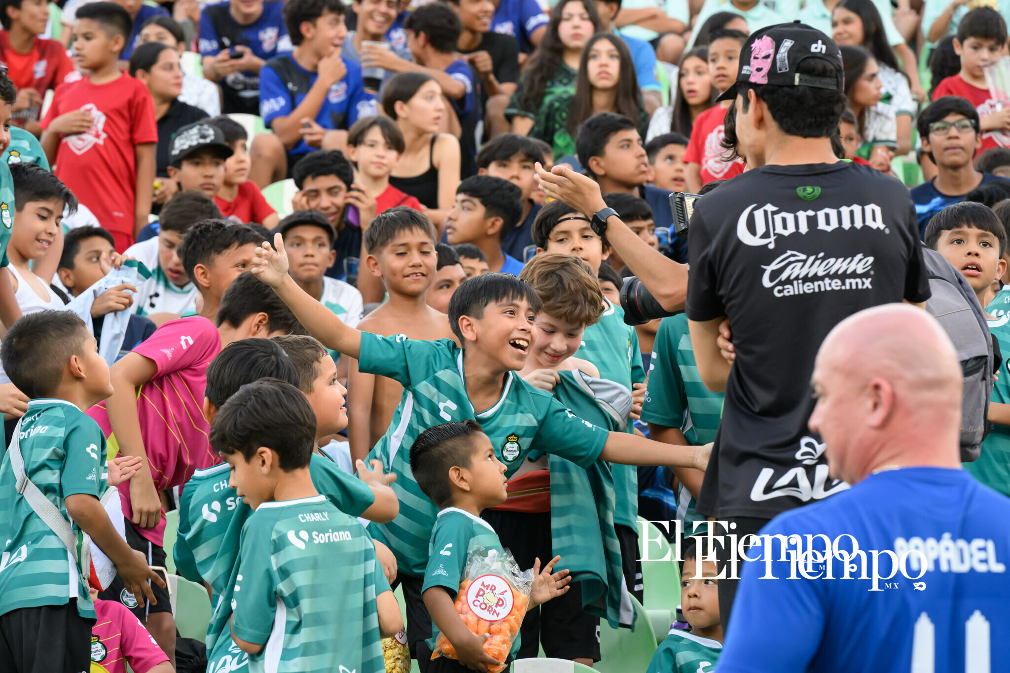 La emoción del fútbol se vive al máximo en la Copa Santos Peñoles